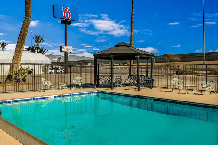 Pool 7 of 30