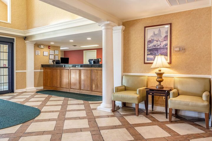 Hotel Interior 6 of 35