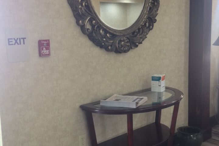 Hotel 4 of 65
