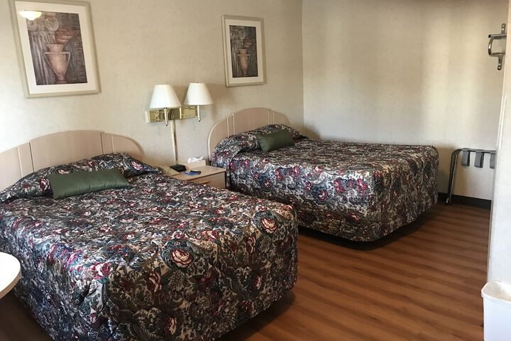 Room 28 of 43