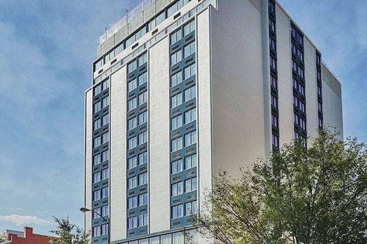 Hotel 2 of 59