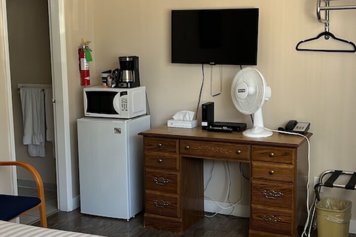 Room 15 of 21