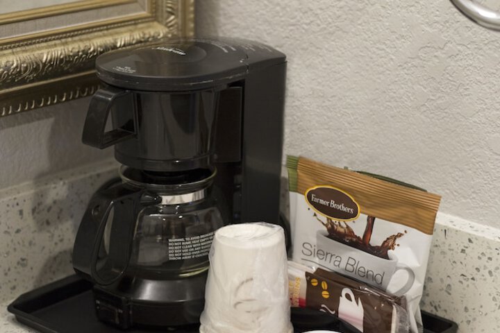 Breakfast/Coffee Service 136 of 150