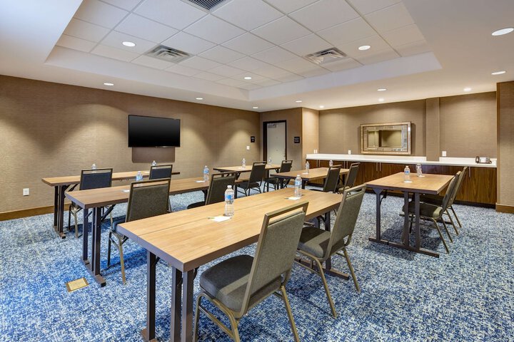 Hampton Inn & Suites Wells
