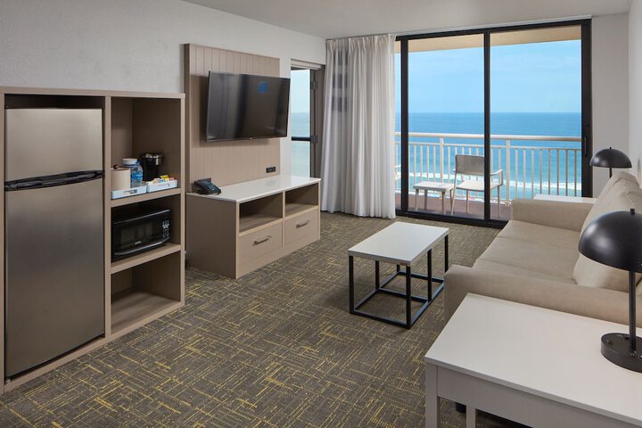 Four Points by Sheraton Virginia Beach Oceanfront
