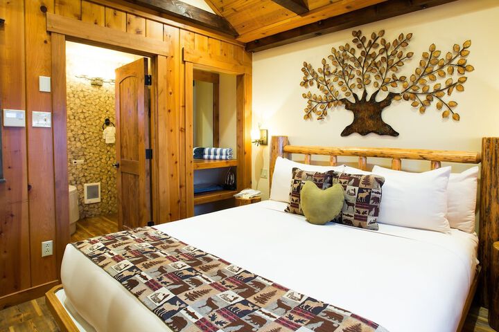 Cedar Glen Lodge