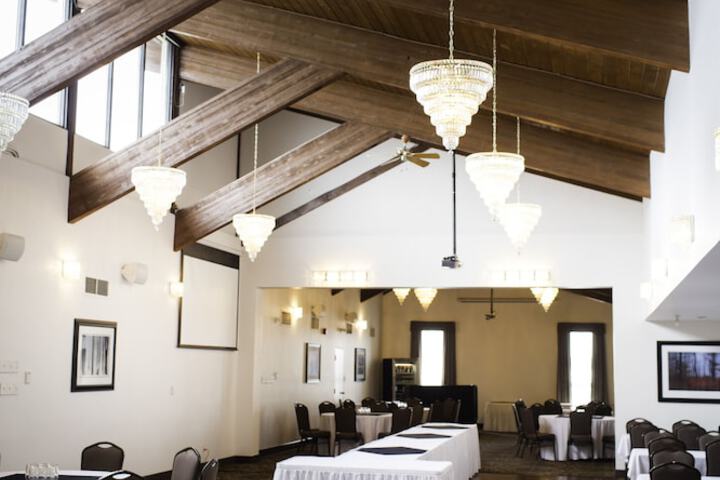 Ballroom/Hall 58 of 62