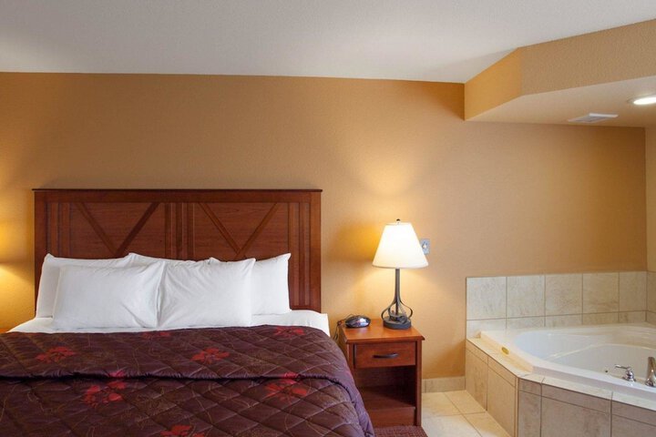 Room 21 of 30