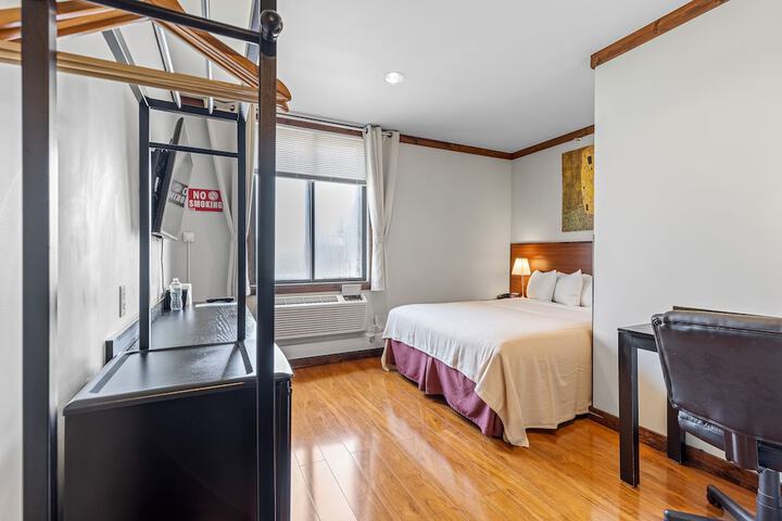 Room 14 of 38