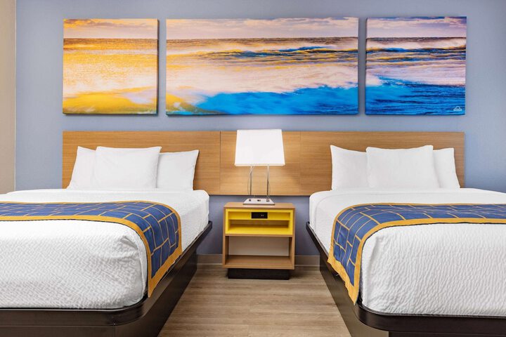Room 15 of 41