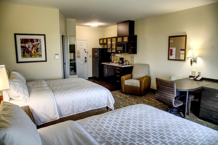 Room 28 of 41