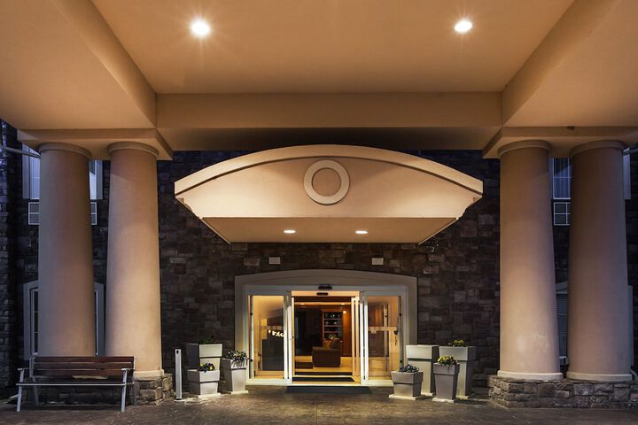 Hotel 5 of 52