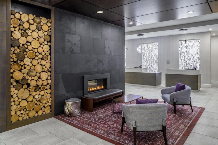 DoubleTree by Hilton Rochester