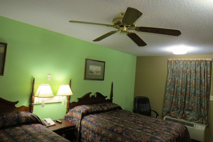 First Western Inn Caseyville