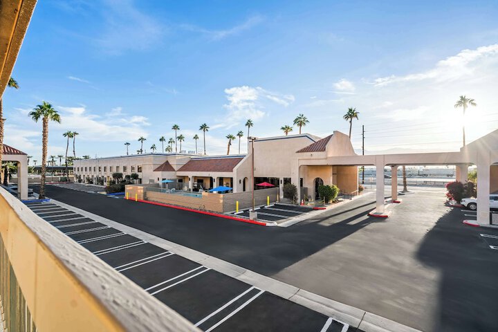 Signature Indio I-10 Coachella Valley by Sonesta