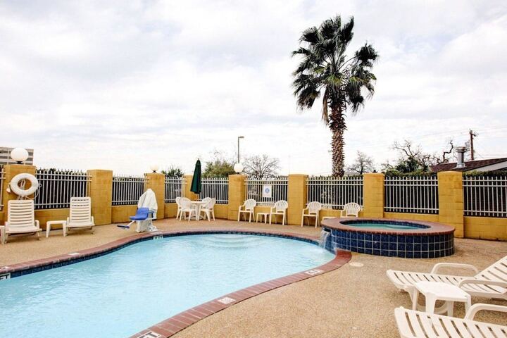 Pool 5 of 45