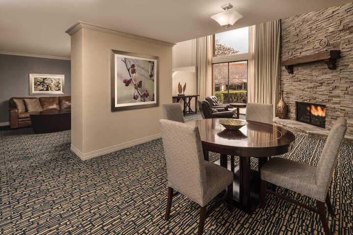 Room 28 of 45