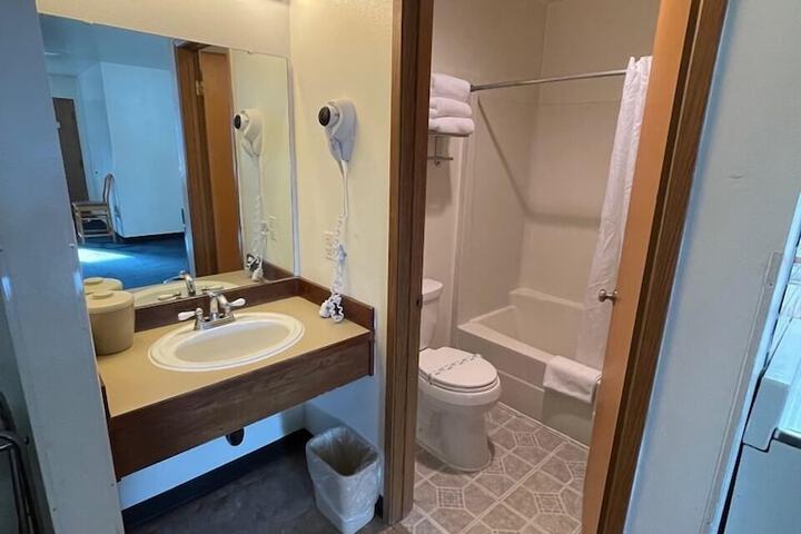 Room 18 of 56