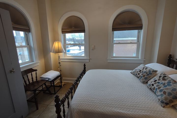 Room 10 of 73
