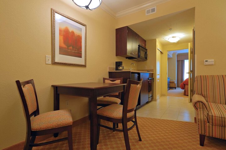 Room 12 of 19