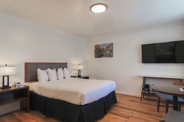 Room 30 of 45