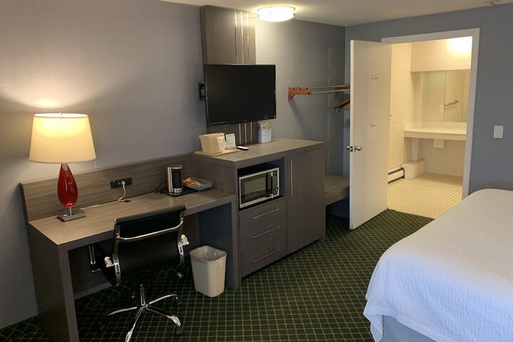 Super 8 by Wyndham Sturbridge