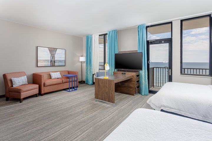 Hampton Inn & Suites Orange Beach / Gulf Front