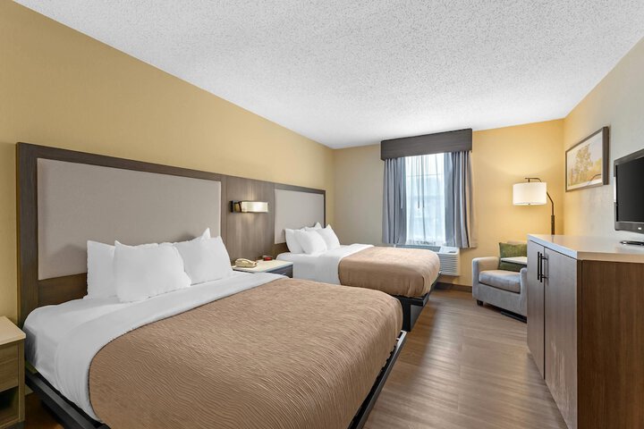 Quality Inn & Suites Bellville - Mansfield