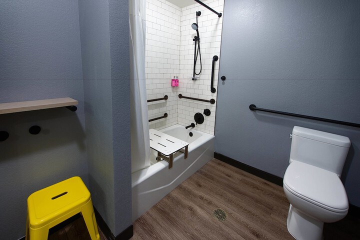 Room 20 of 54
