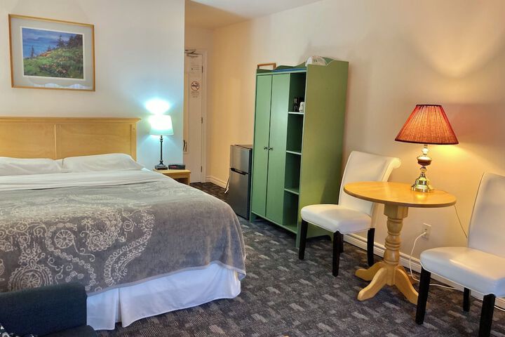 Room 21 of 39