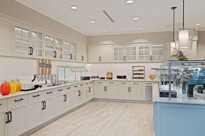 Breakfast/Coffee Service 33 of 38