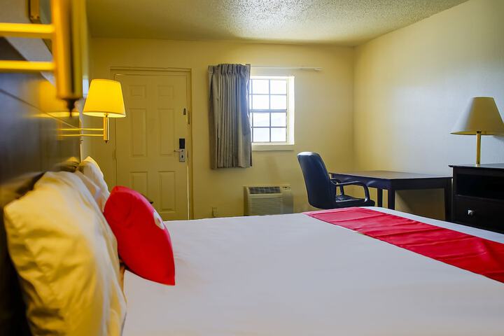 Room 26 of 28