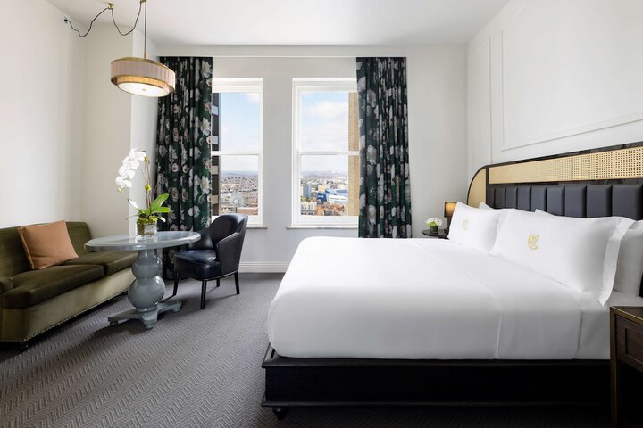The Candler Hotel Atlanta Curio Collection by Hilton