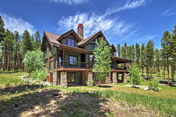 Tabernash Retreat w / Hot Tub & Stunning Mtn Views!