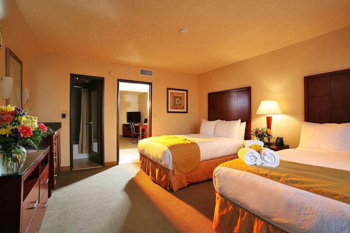 Room 27 of 49