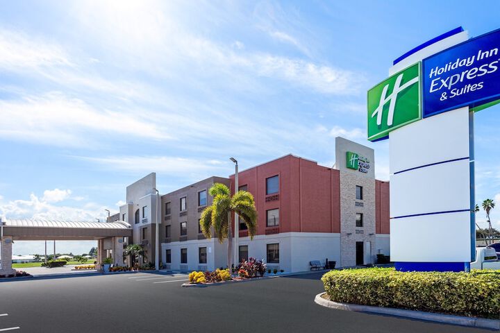 Hotel 2 of 27