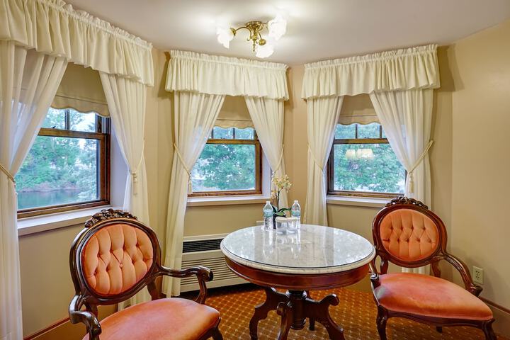 Room 19 of 26
