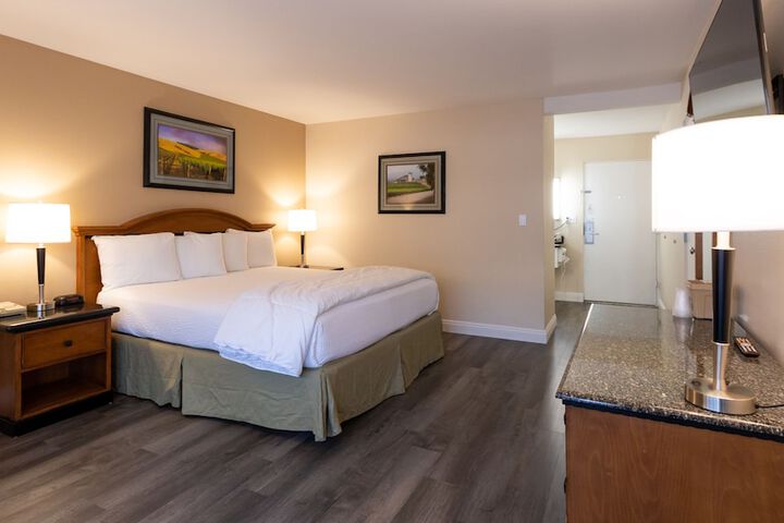 Room 25 of 111