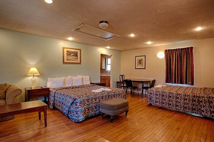 Room 10 of 23