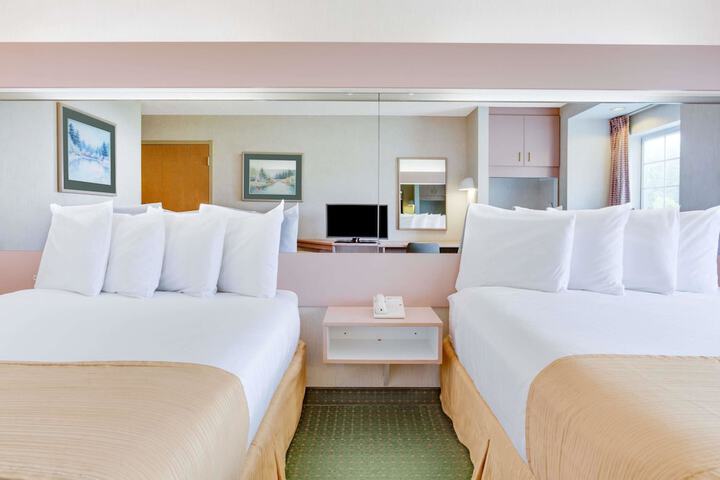Room 21 of 26
