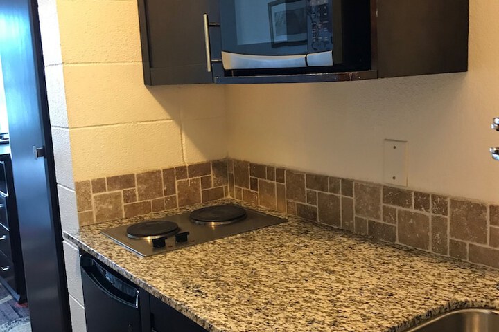 Room 12 of 63