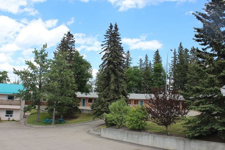 Room 7 of 18