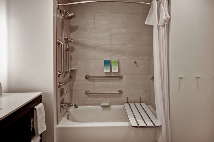 Room 29 of 51