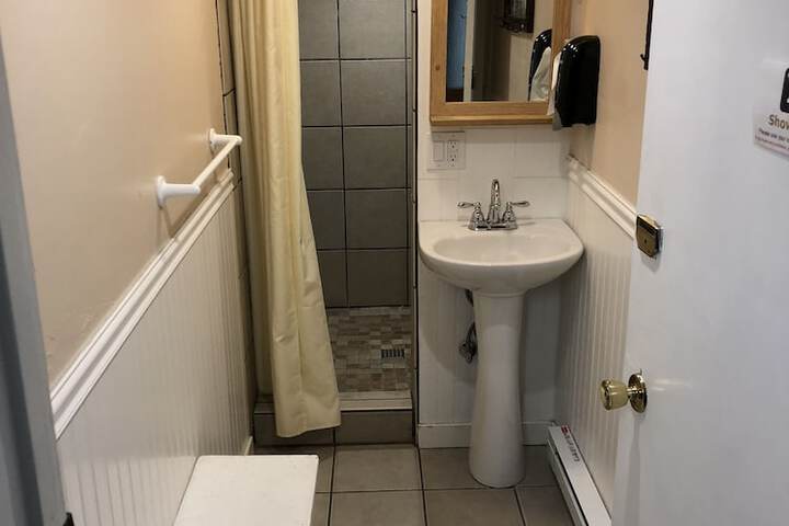 The Historic Madison Hotel Motel