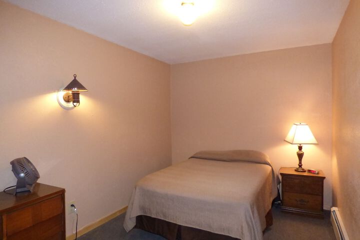 Room 12 of 39