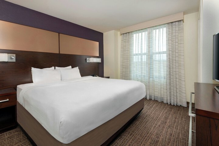 Room 20 of 49