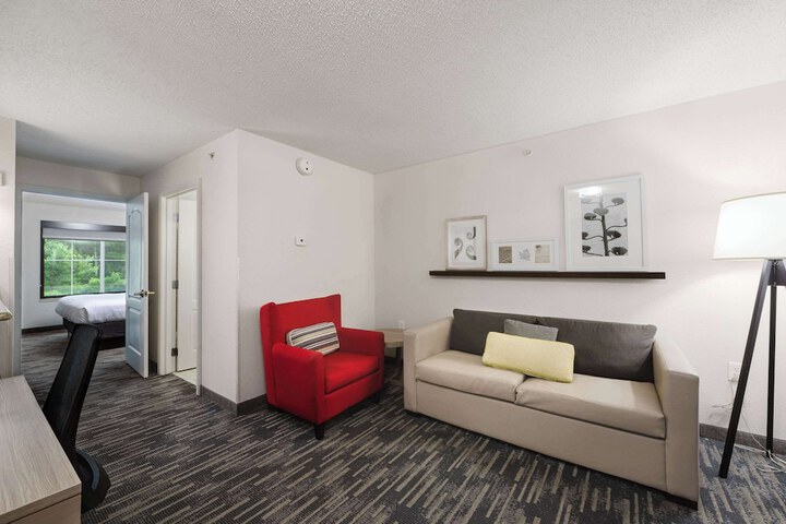 Country Inn & Suites by Radisson Lake George (Queensbury), NY