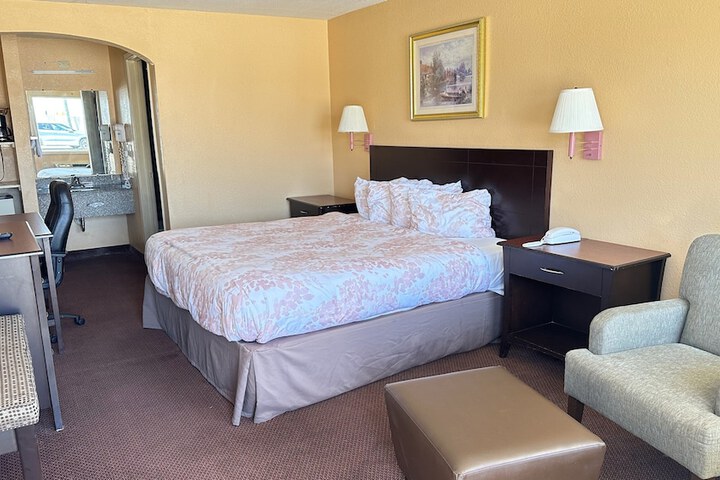 Room 42 of 51