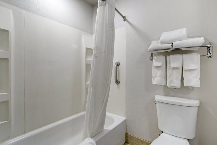 Room 54 of 92