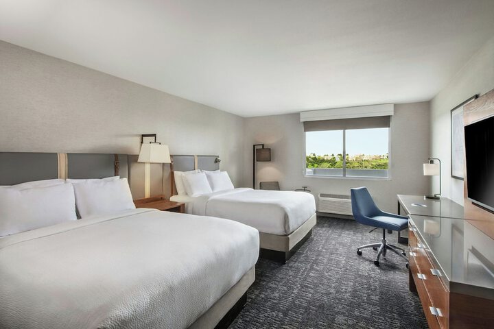 Four Points by Sheraton Los Angeles Westside